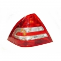 RUECKLEUCHTE LINKS MERCEDES W203 C KLASSE BJ 04-07